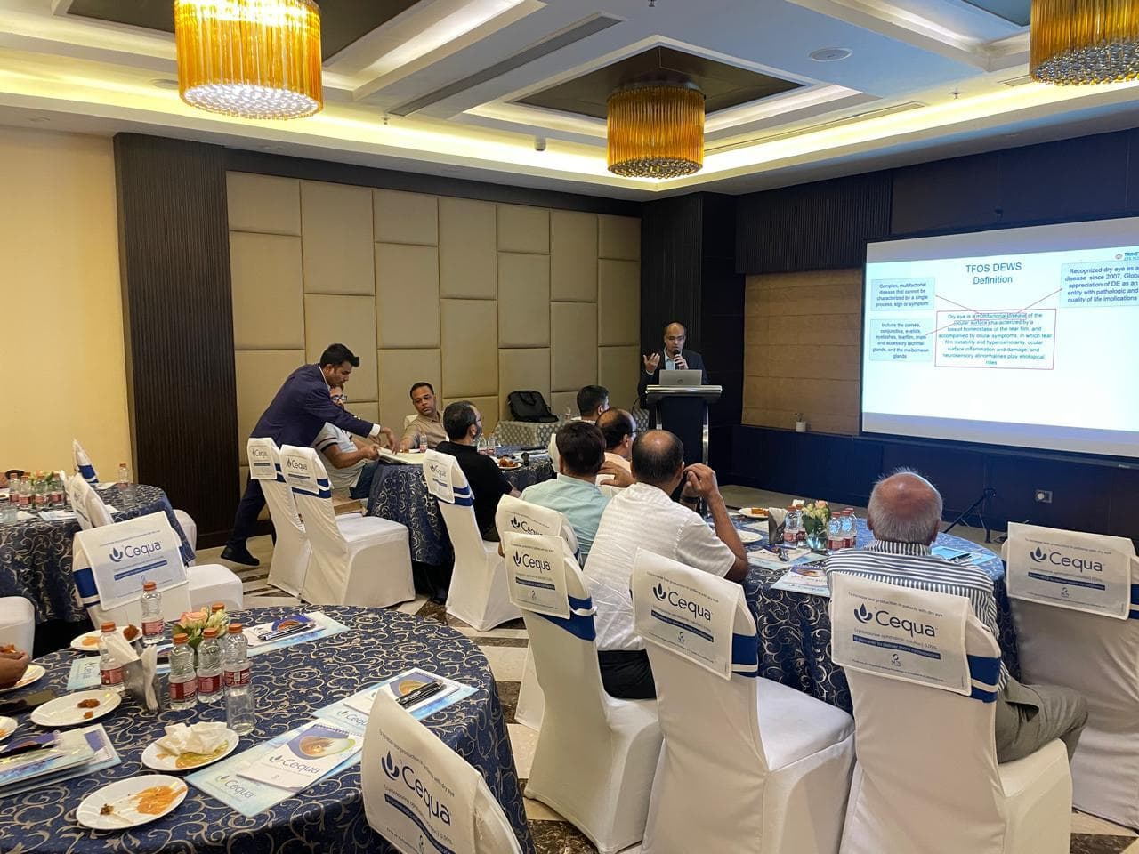 Jamshedpur News : आंखों में सूखापन और सूजन गंभीर बीमारी का संकेत हो सकता है : डॉ. केडिया