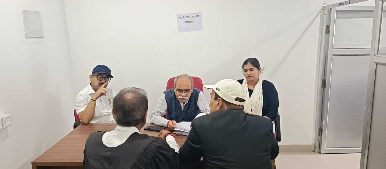 स्थायी लोक अदालत की कार्यवाही शुरू, जनोपयोगी सेवाओं से जुड़े वादों का किया जायेगा त्वरित निबटारा