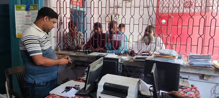 17 दिनों से डाकघर की समस्त सेवाएं ठप