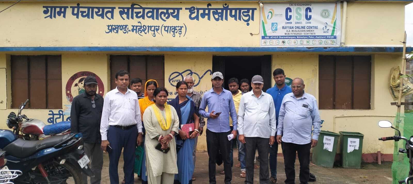 स्वच्छता सर्वेक्षण की टीम ने चाप व केंदुआ में की सफाई व्यवस्था की जांच