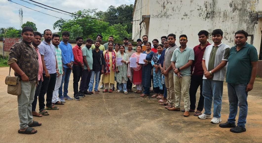 स्कूल-कॉलेजों में लाइब्रेरियन की बहाली की मांग