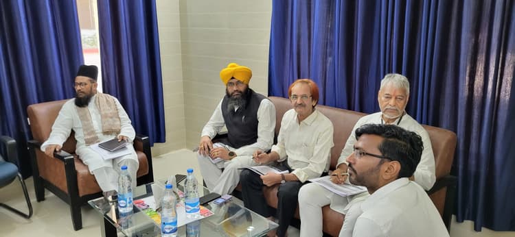 लंबित आवास लाभुकों को जल्द करें निर्गत- बलियावी