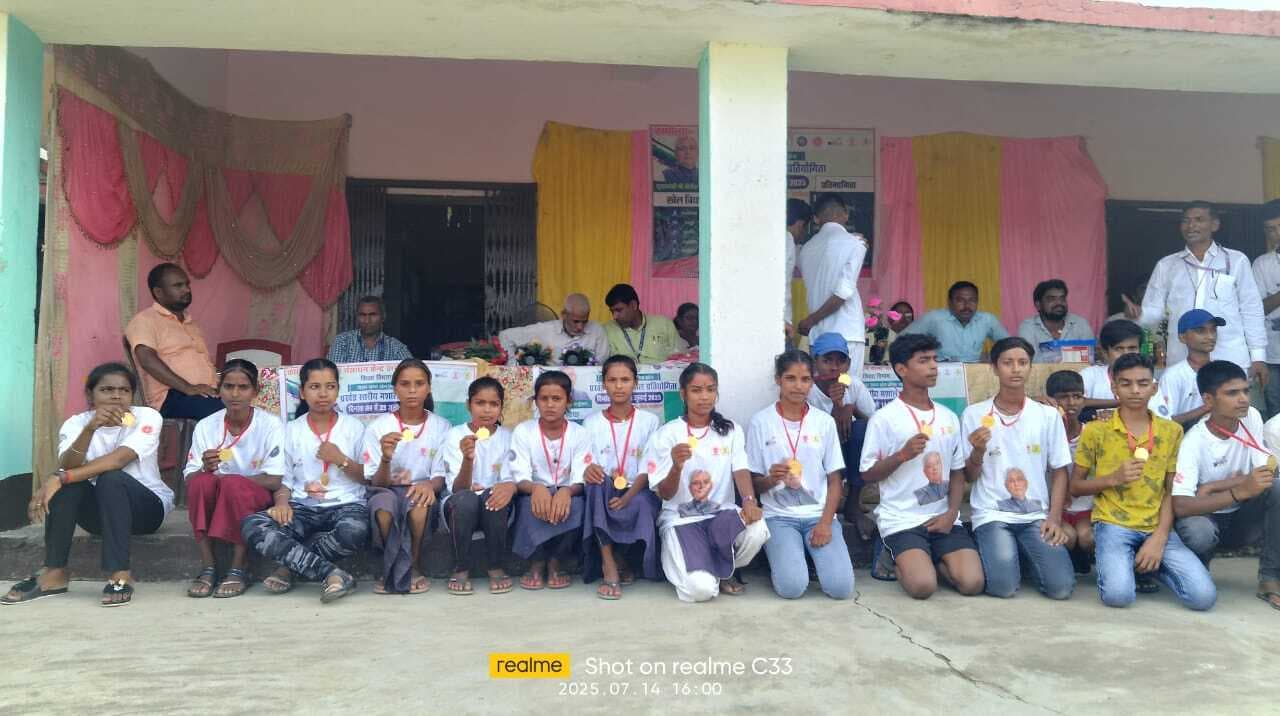 मशाल खेल प्रतियोगिता में मननपुर टीम का दबदबा