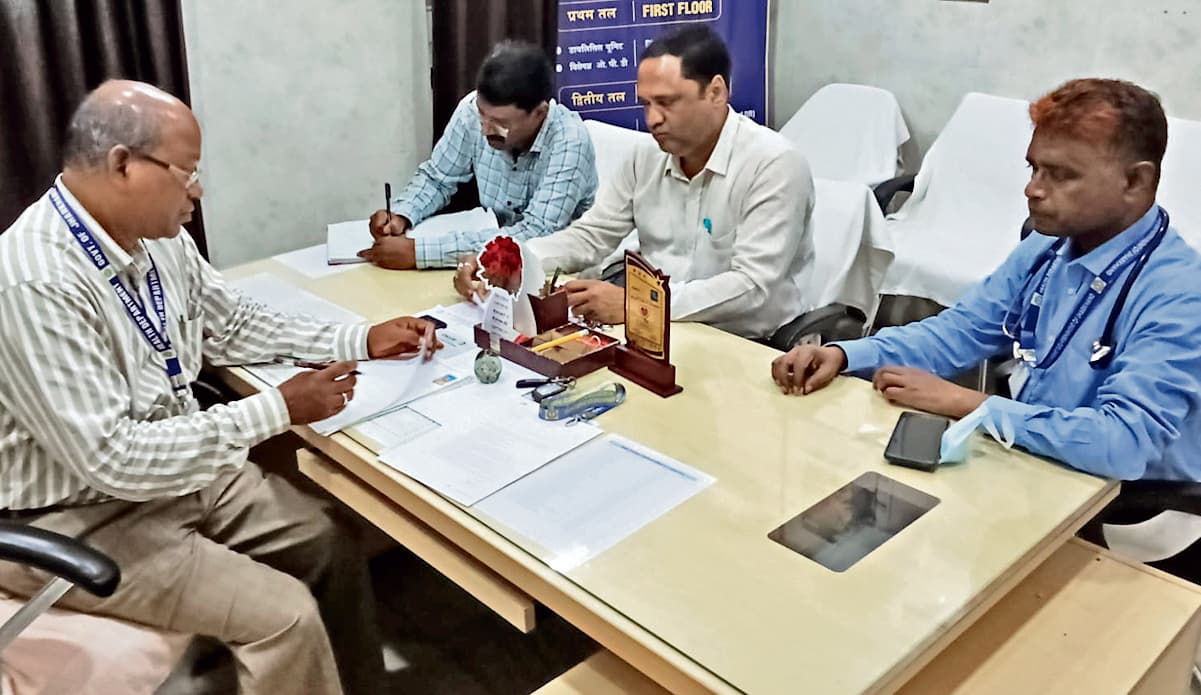 Chaibasa News : कैंसर के चार मरीजों के इलाज को 17.87 लाख स्वीकृत