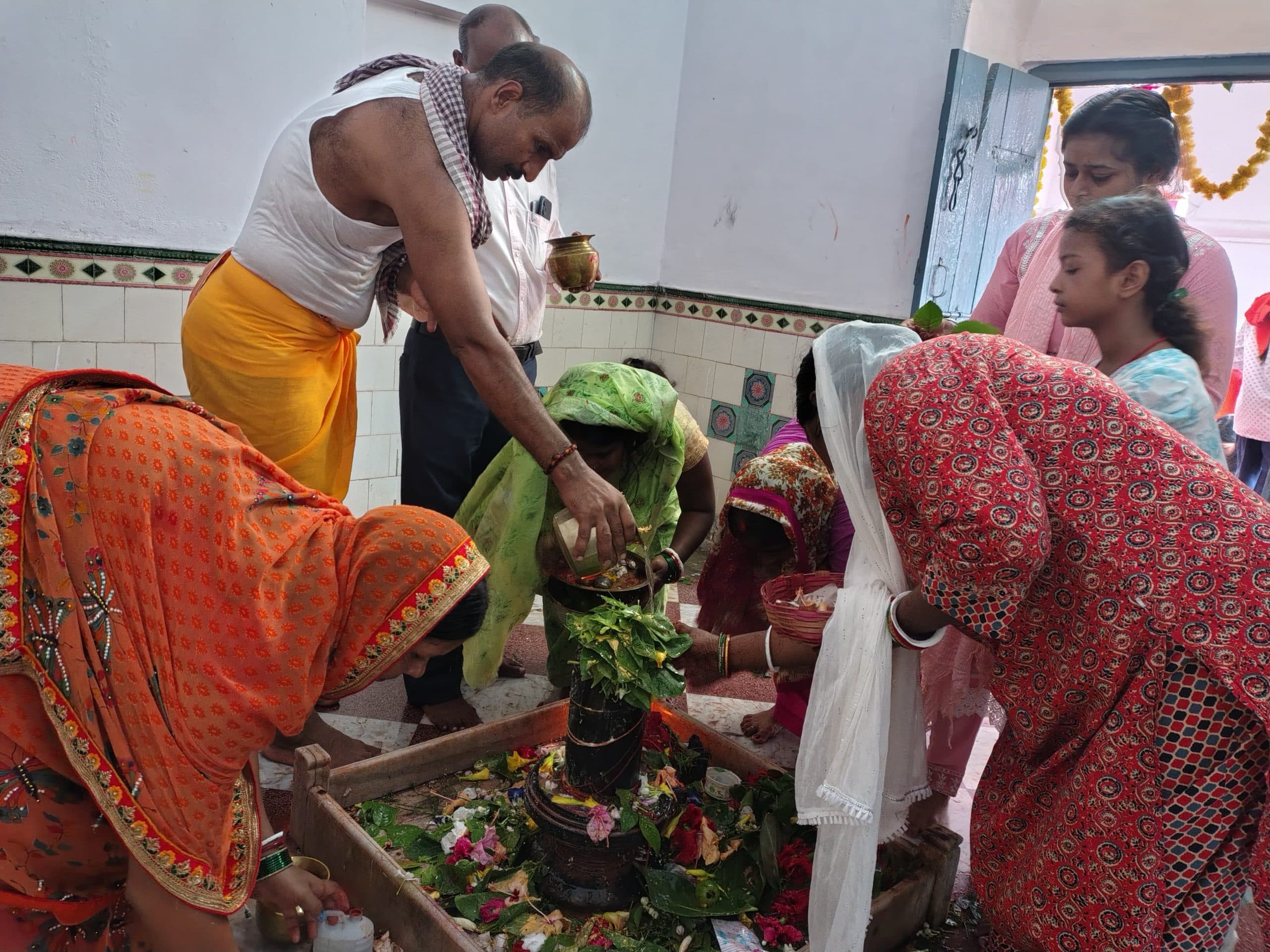 सावन की पहली सोमवारी पर सूर्यगढ़ा में गूंजा हर-हर महादेव