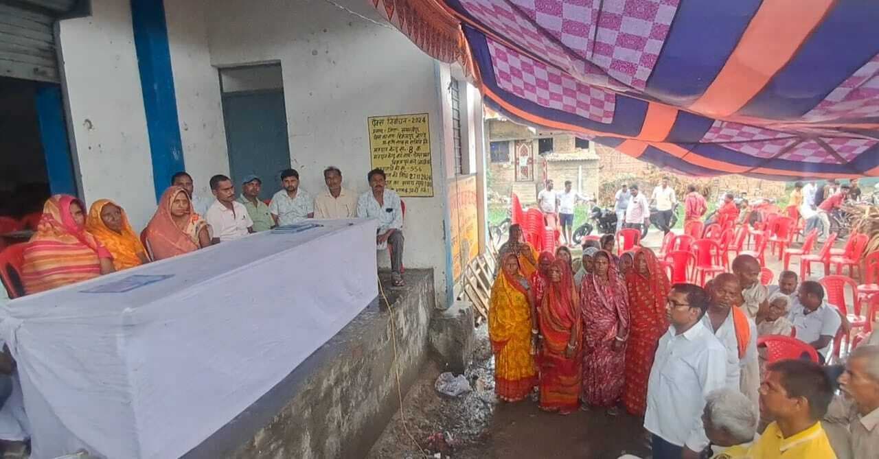 Samastipur News:पैक्स प्रबंधक को पदमुक्त करने की मांग, कार्यप्रणाली पर जताया क्षोभ