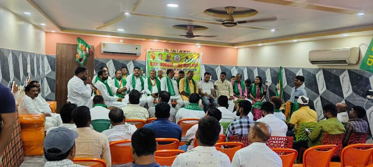 मतदाता पुनरीक्षण अभियान में सक्रिय होने की अपील