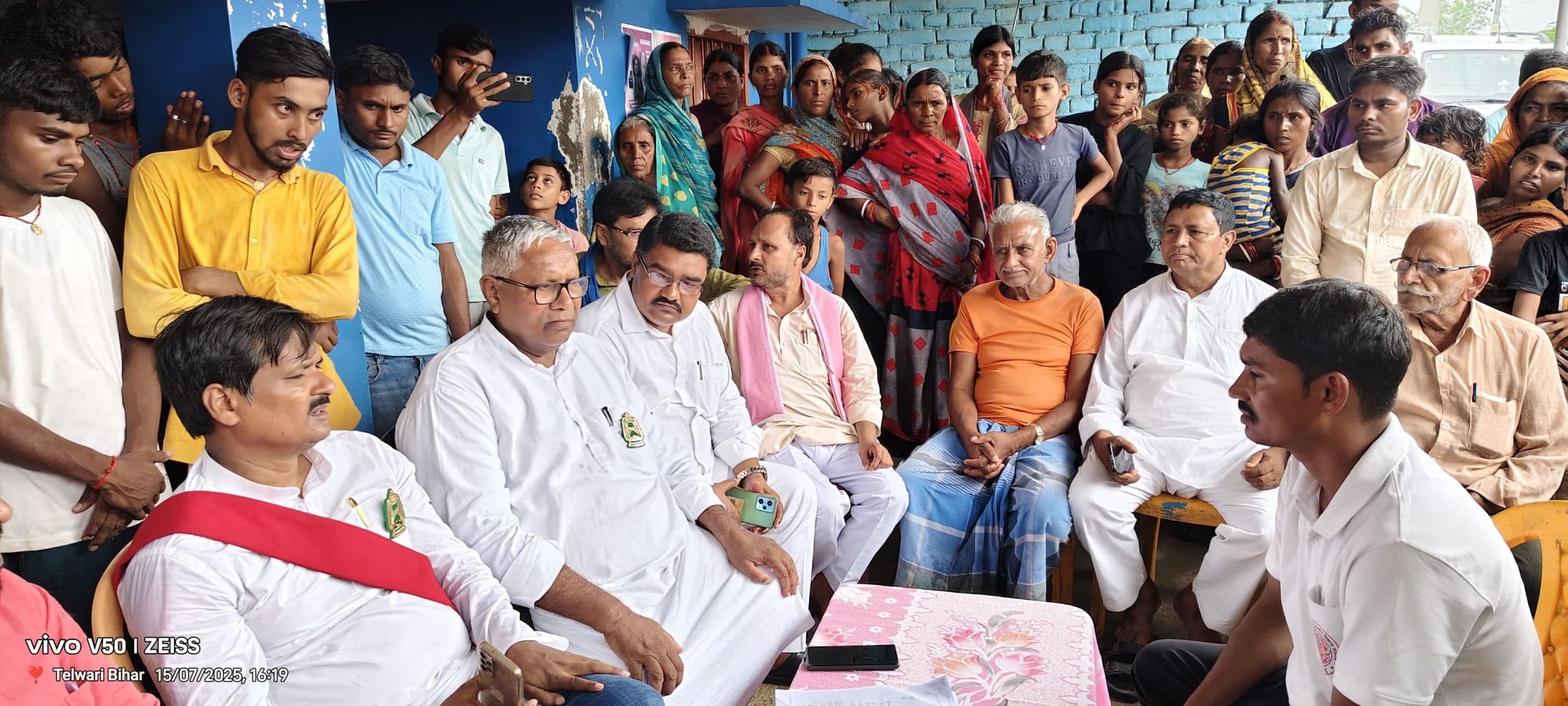 राजद नेताओं की परिजनों से मुलाकात, दोषियों पर कार्रवाई की मांग