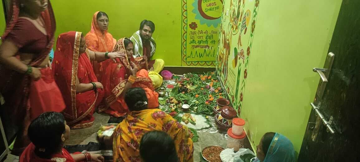 Ranchi News : मधुश्रावणी पर्व : नवविवाहिताएं सखी-सहेलियों संग कर रहीं पूजन