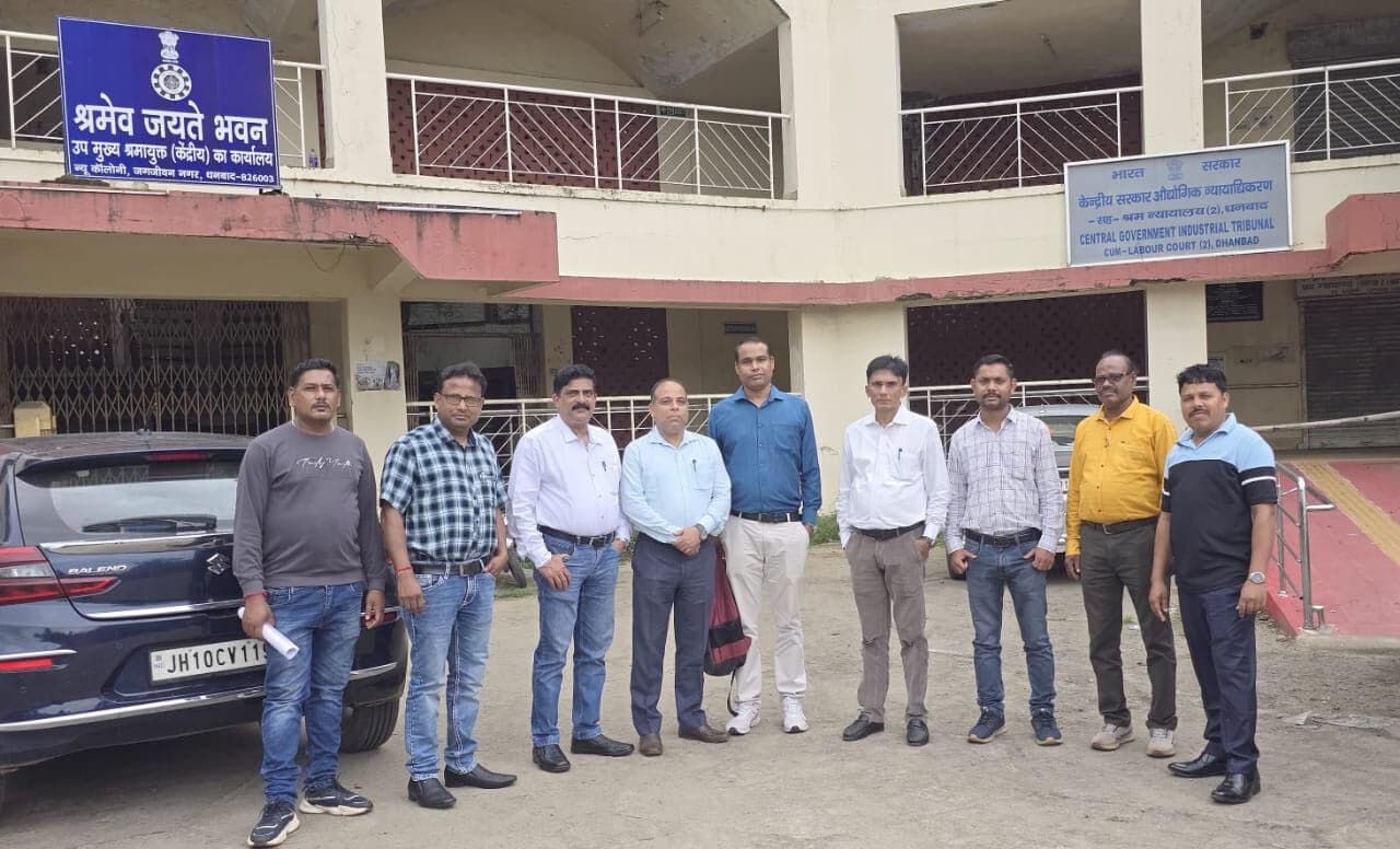 Chaibasa News : सेल खदानों में बायोमीट्रिक हाजिरी के विरोध में वार्ता विफल