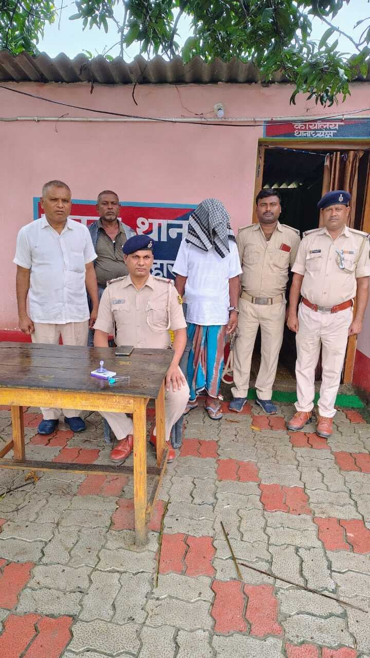 हत्या आरोपित को पुलिस ने बंगाल से किया गिरफ्तार