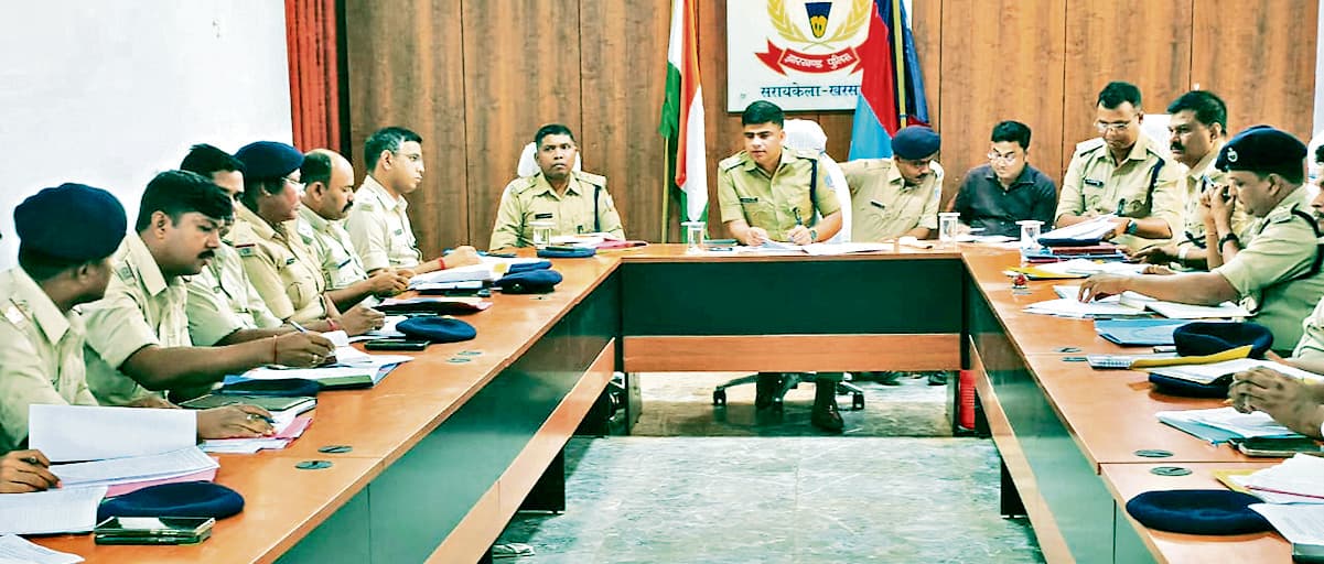 Seraikela Kharsawan : पुलिस-पब्लिक संबंध को मजबूत बनाएं