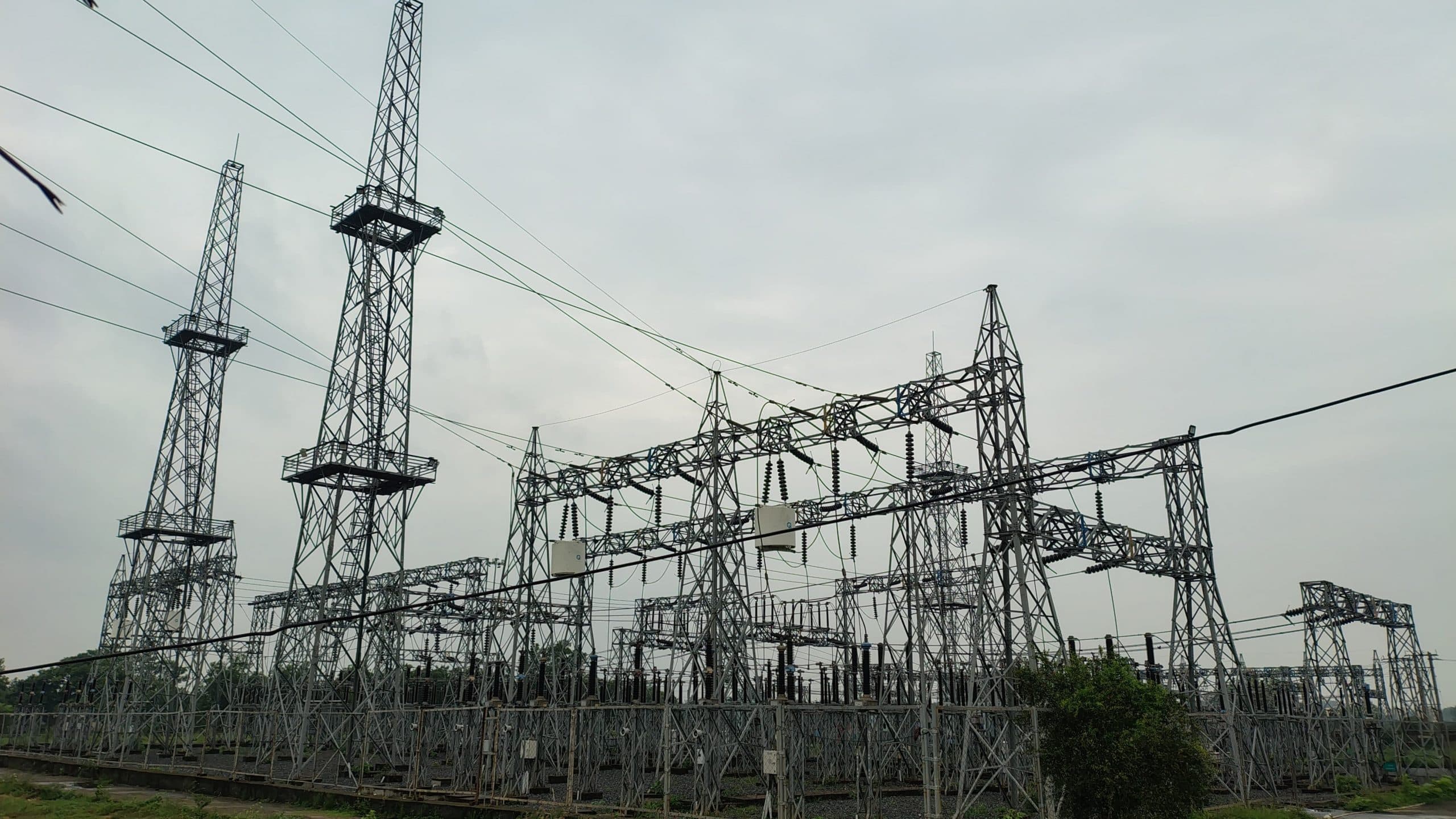 Giridih News :सरिया में 20 घंटे बाद बहाल हुई बिजली