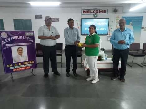 डीएवी स्कूल ऊर्जानगर में कोयला खनन में सुरक्षा विषय पर लेखन प्रतियोगिता आयोजित