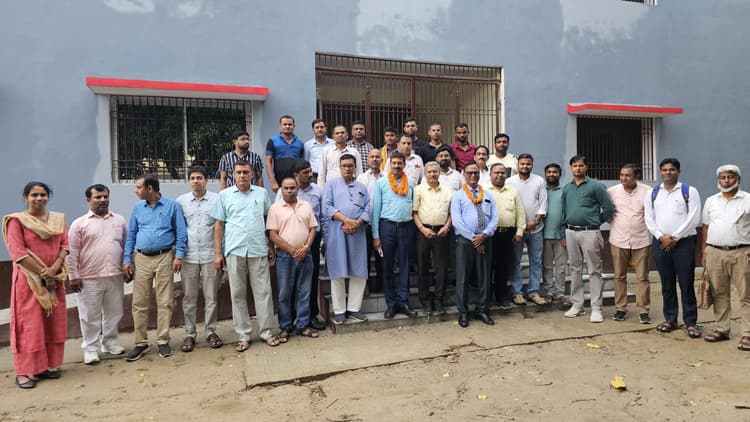 Saran News : राजेंद्र कॉलेज में दो प्राध्यापकों के प्राचार्य बनने पर सम्मान समारोह आयोजित