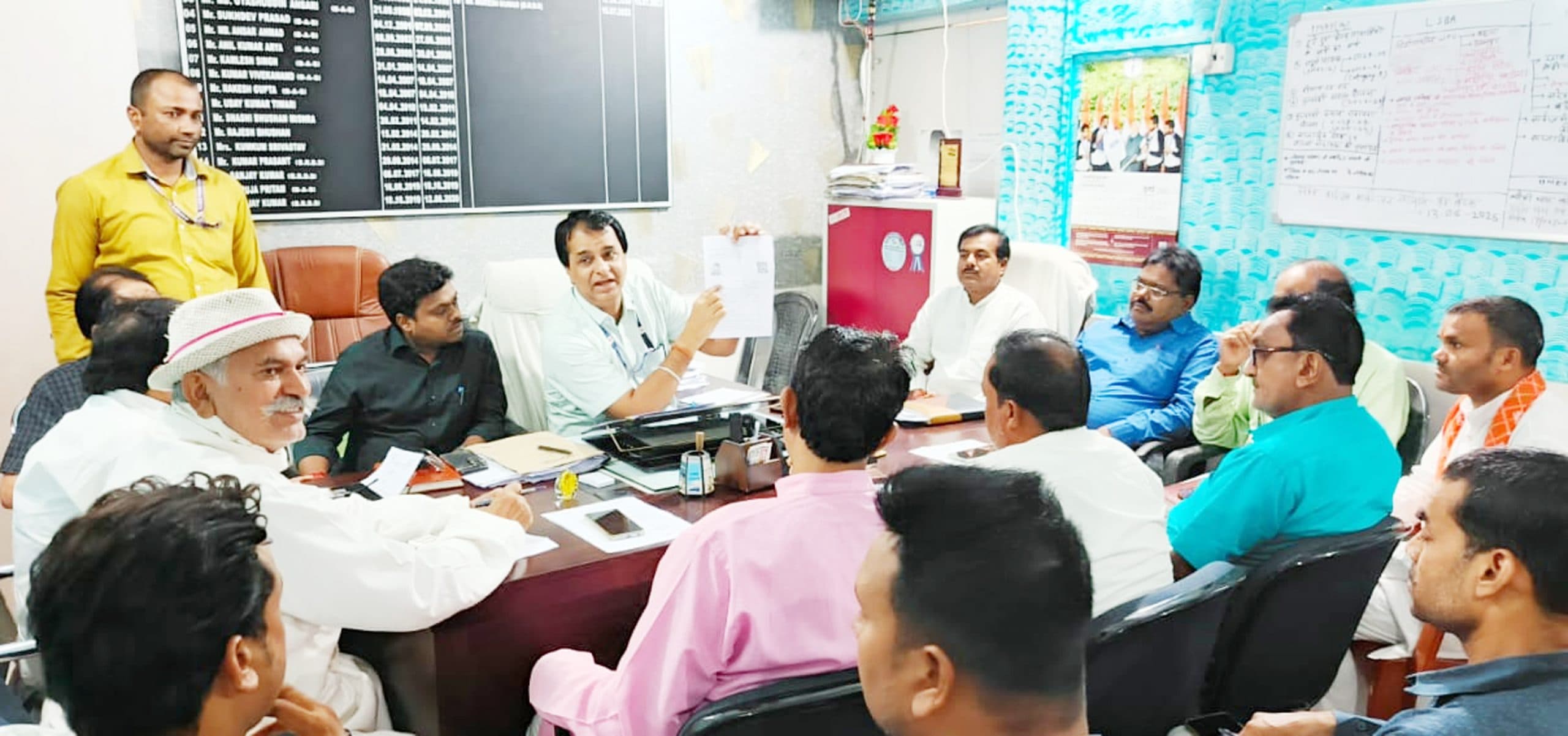 बीडीओ ने की राजनीतिक दल के सदस्यों से की सहयोग की अपील