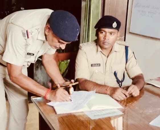 श्रीपुर थाने में एसडीपीओ ने किया निरीक्षण, अपराध नियंत्रण के लिए दिये सख्त निर्देश