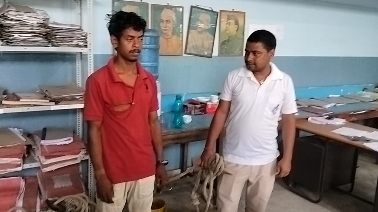 सीसीटीवी फुटेज से पहचान के बाद दो चोर को पुलिस ने किया गिरफ्तार