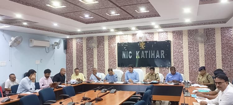 विधानसभा चुनाव: सभी बूथों पर आवश्यक मूलभूत सुविधाएं सुनिश्चित करें: मुख्य सचिव