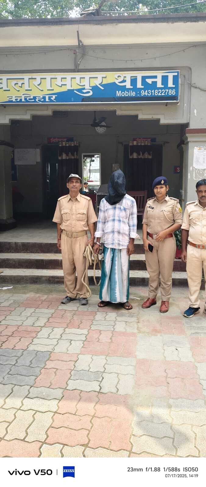 चोरी के आरोपित को पुलिस ने किया गिरफ्तार