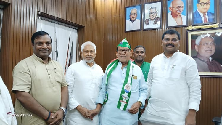 पूर्व विधायक ने दिया  ‘हम’ से इस्तीफा