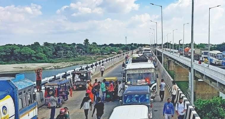 एक से बलुआही गंडक पुल पर चलेंगे हल्के वाहन