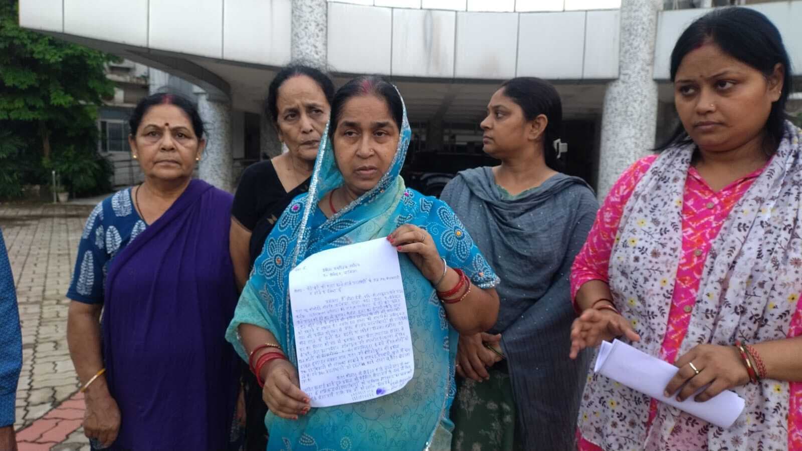 Chaibasa News : एसपी सर! मेरे बेटे की हत्या में शामिल अपराधियों की गिरफ्तारी कब होगी