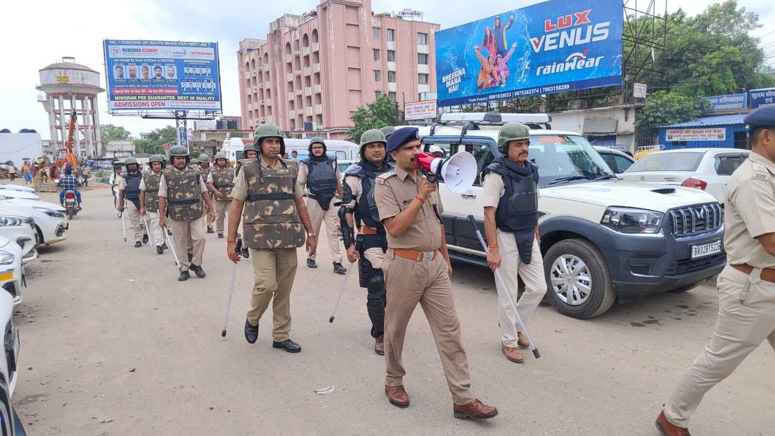 अमृत भारत एक्सप्रेस के उद्घाटन से पहले चला सघन सर्च अभियान