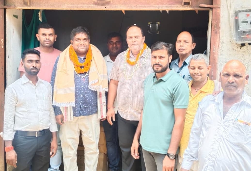 गुरुआ में नये पशु चिकित्सा प्रभारी का स्वागत, पुराने को विदाई