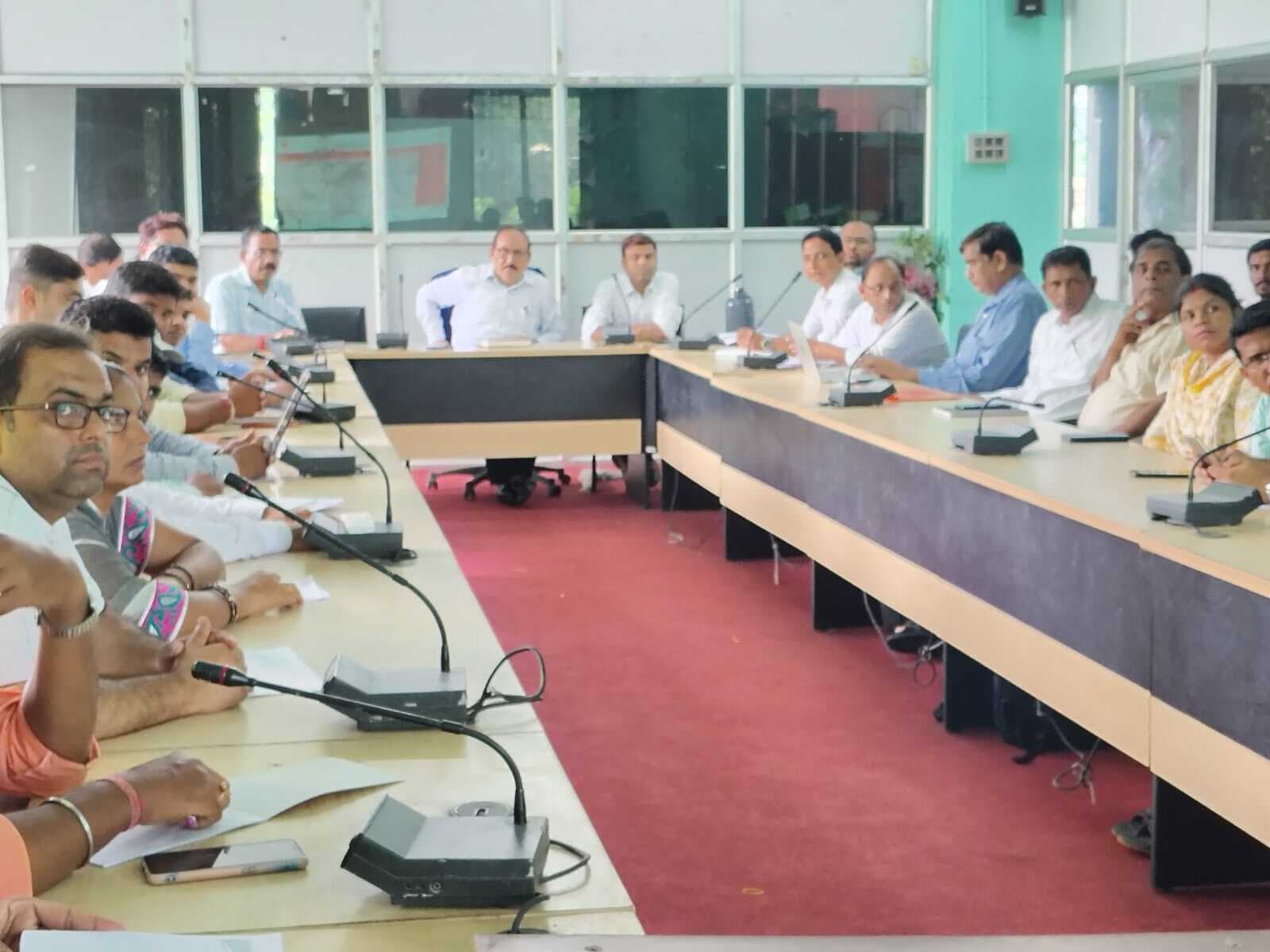 गर्भवती महिलाओं की जांच पर विशेष ध्यान देने का सीएस ने दिया निर्देश