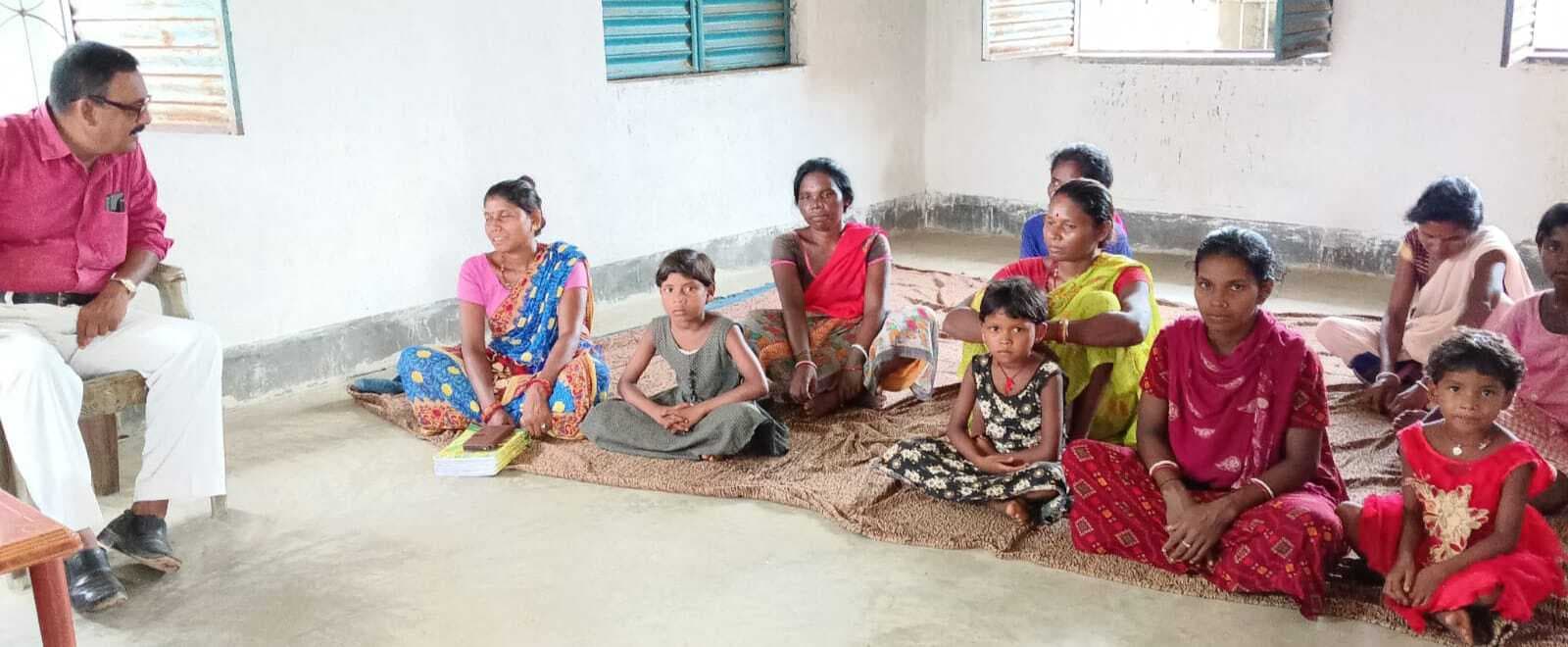 महिलाओं को दीदी बाड़ी योजना की दी गयी जानकारी