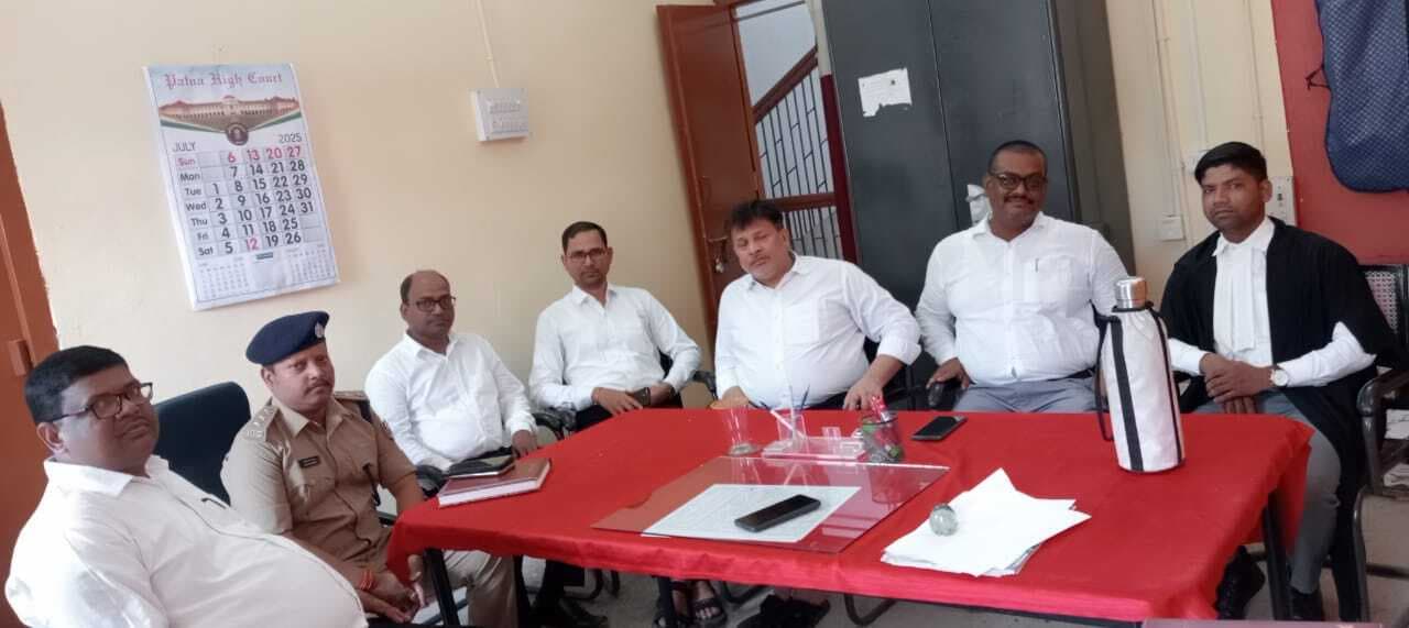 मध्यस्थता के माध्यम से न्यायालय पर अनावश्यक केस के बोझ को किया जा सकता है कम-एसडीजेएम