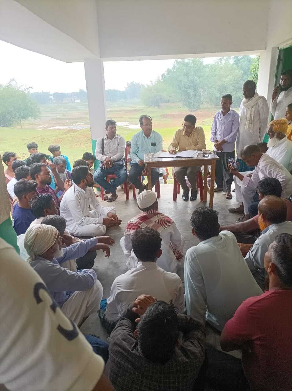 जमीन बदलेन के लिए 16 आना रैयतों की नहीं बनी सहमति