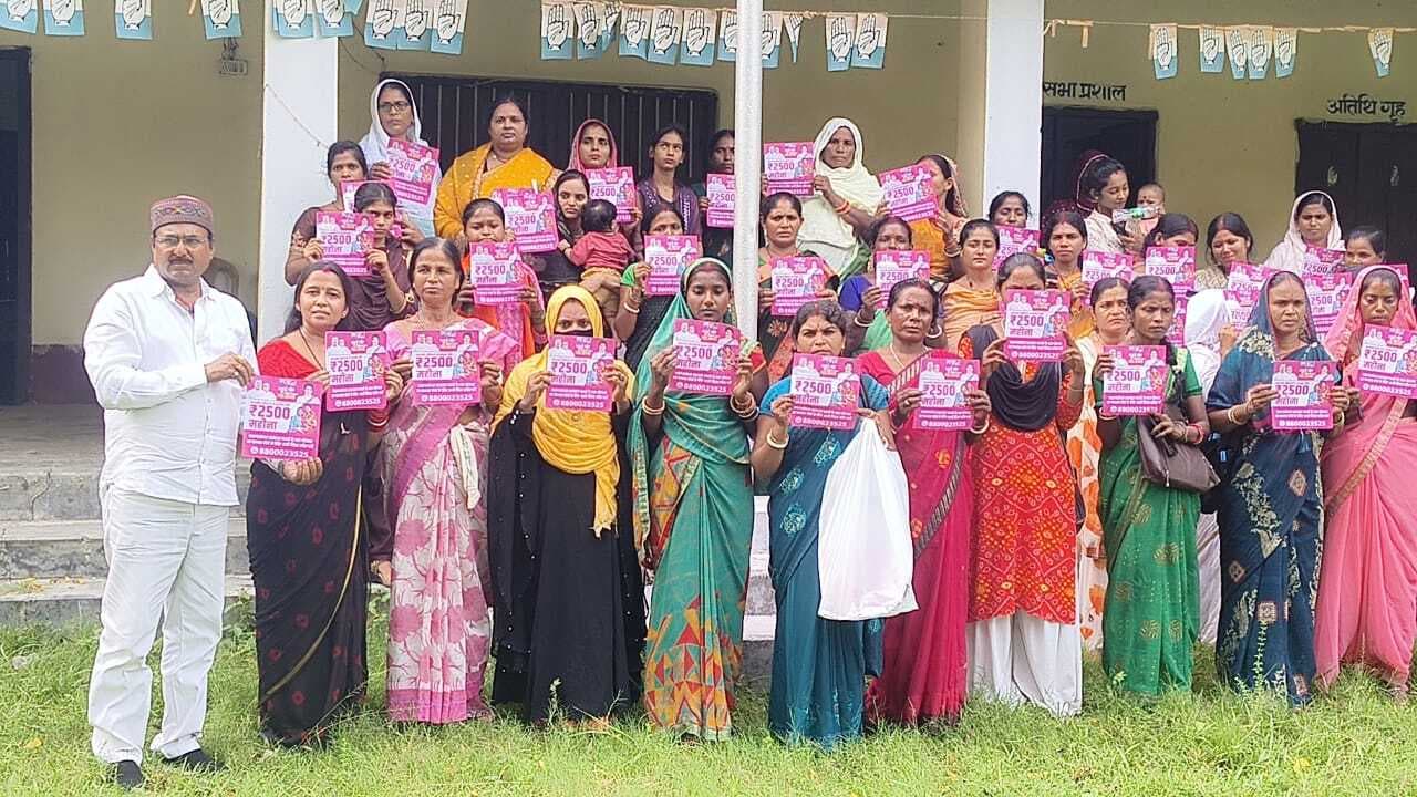 आधी आबादी को पूरा हक़ मिलना संवैधानिक दायित्व, अम्रपाली