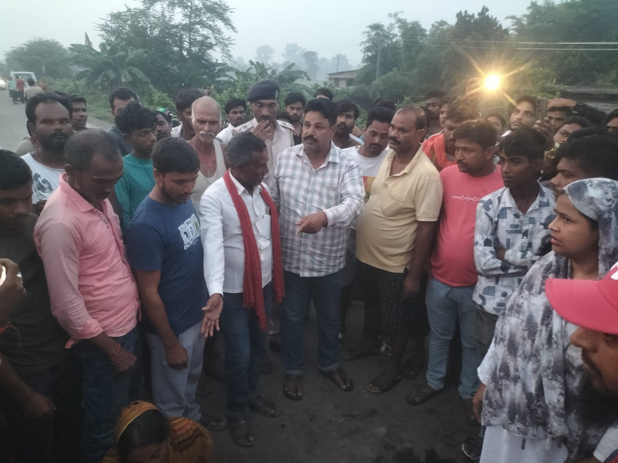 ट्रक की टक्कर से ट्रैक्टर मालिक की मौत