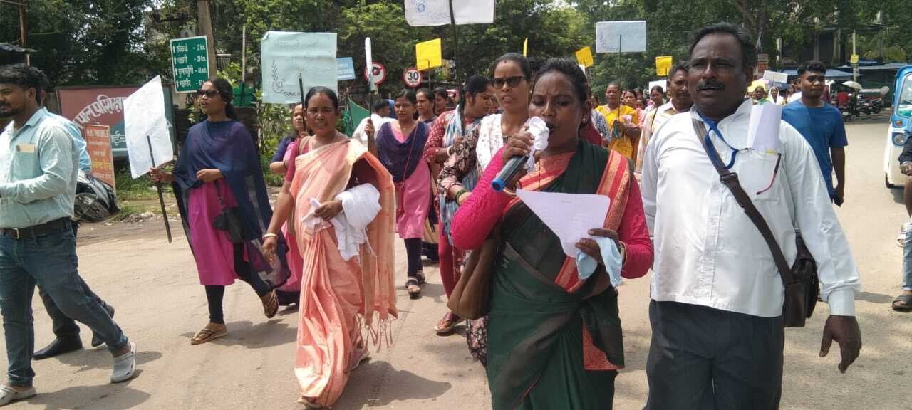 Chaibasa News : युवा वर्ग नशे की चपेट में, चिंताजनक