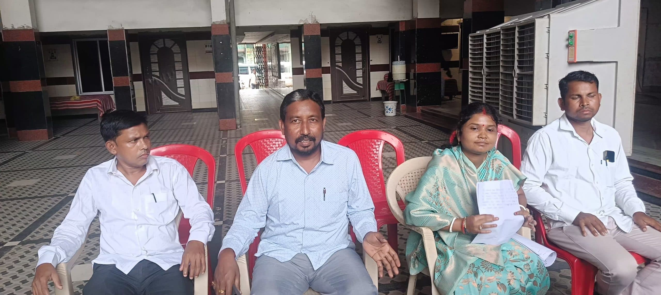 Seraikela Kharsawan News :प्रशासन मामले की जांच करे, अन्यथा सड़क पर उतरेंगे : सोनाराम बोदरा