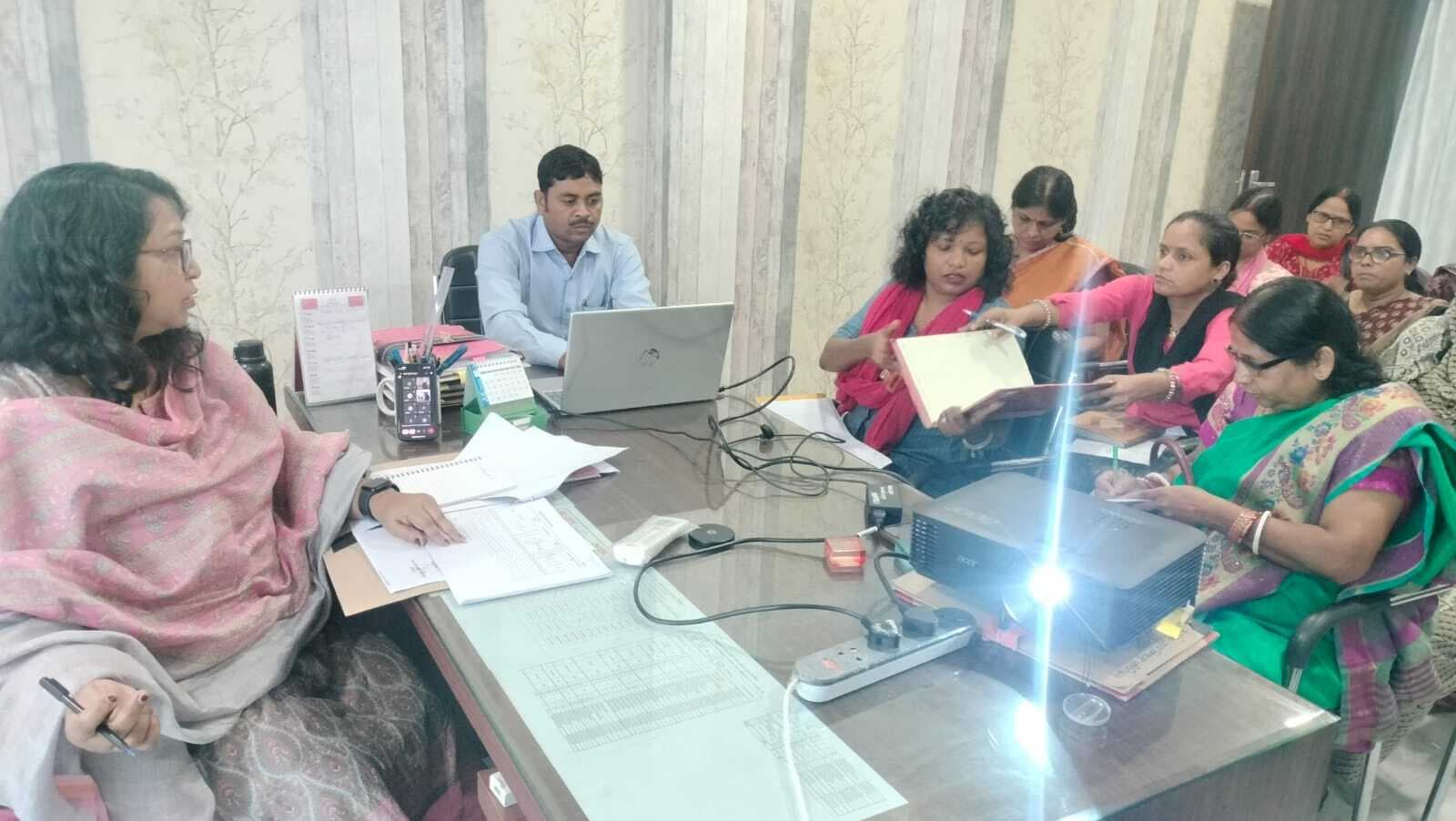 Giridih News: जिला समाज कल्याण पदाधिकारी ने की बैठक