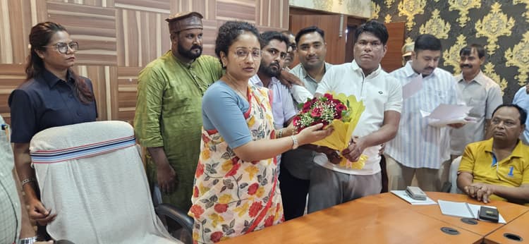 Giridih News: विधायक कल्पना सोरेन से मिला मुखिया संघ का प्रतिनिधिमंडल