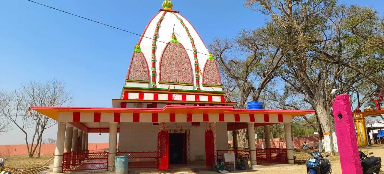 महादेव मंडा जाने वाला पथ जर्जर