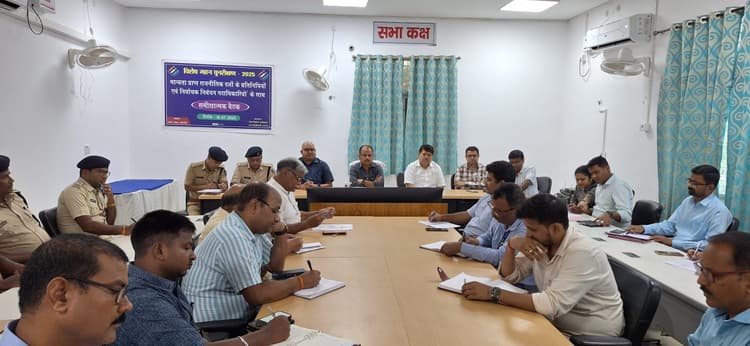 मुख्य कार्यक्रम स्थल पर 8.30 बजे होगा झंडोत्तोलन, बैठक में लिया निर्णय