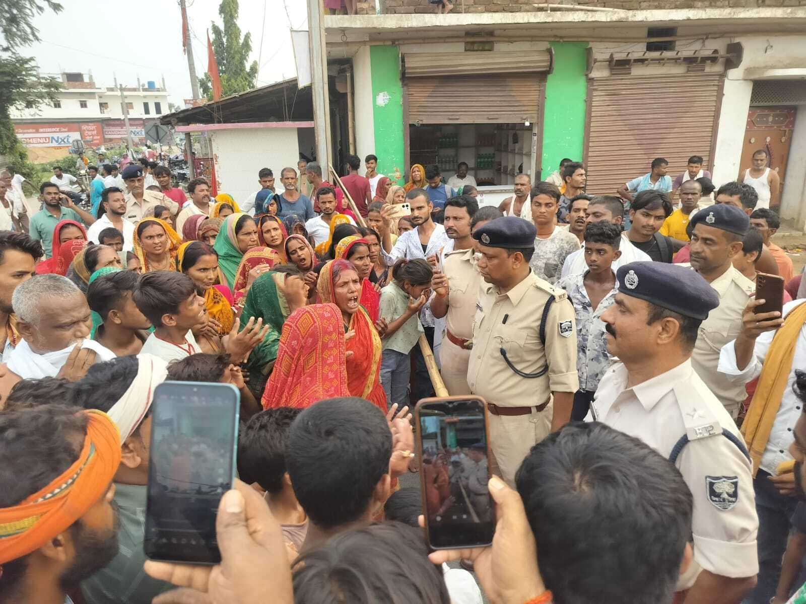 दो अलग-अलग घटना में एक की मौत, एक जख्मी, परिजन का हंगामा