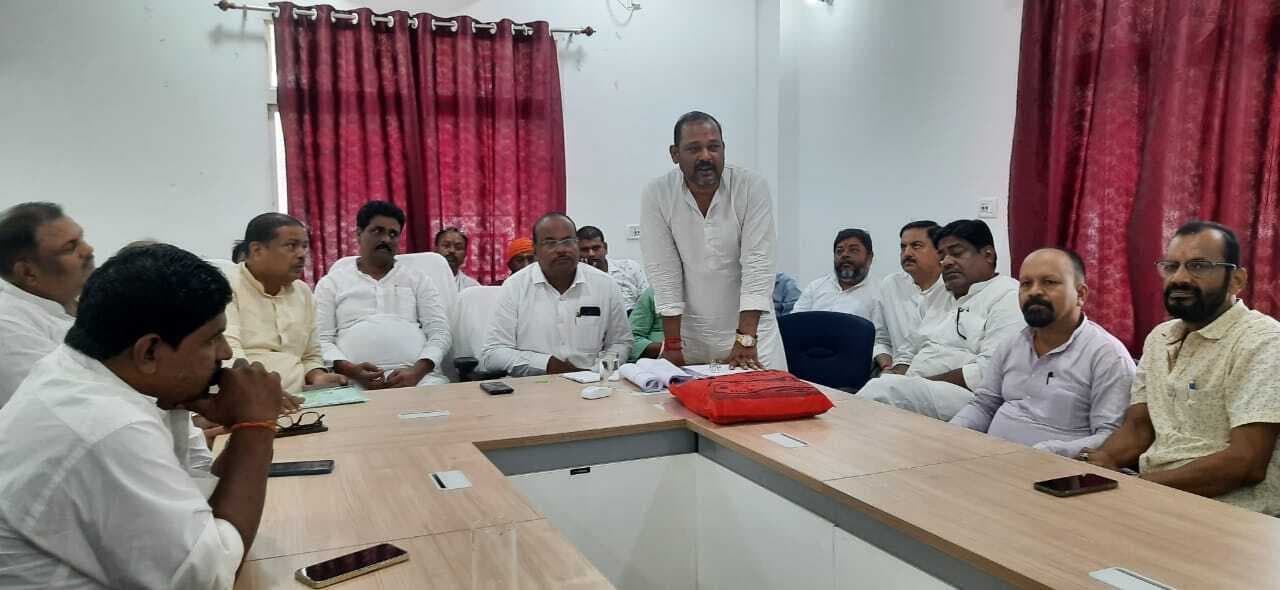 जदयू की बैठक में मुख्यमंत्री के कार्यों को घर-घर पहुंचाने पर जोर
