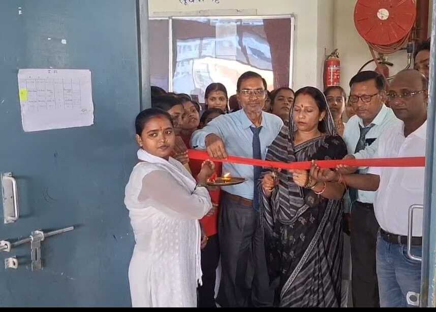 चपरी विद्यालय में हुआ टीकाकरण