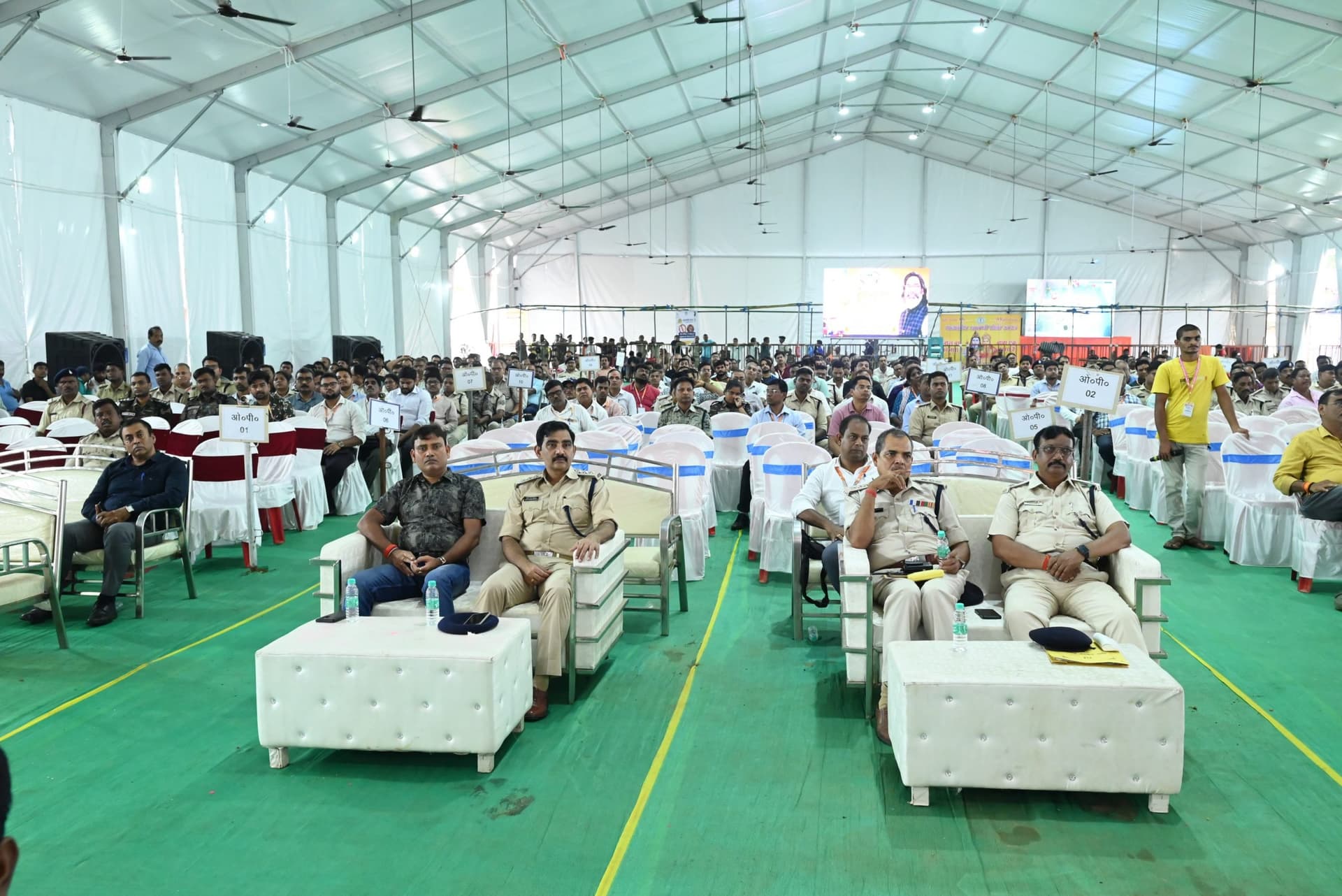 दूसरी सोमवारी को उमड़ेगी भारी भीड़, हर प्वाइंट पर रखें कड़ी नजर : डीसी