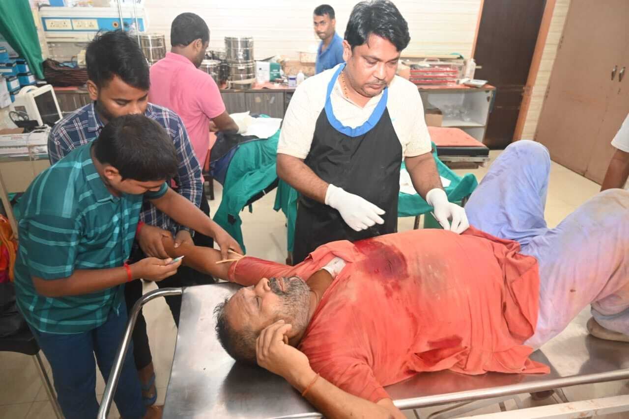 Sitamarhi : सोनबरसा में अपराधियों ने चावल व्यवसायी को मारी गोली, हालत गंभीर