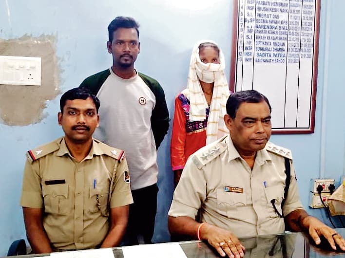 Rourkela News: नौकरी का झांसा देकर दिल्ली में बेची गयी थी अट्ठाघाट की युवती, पुलिस ने किया रेस्क्यू