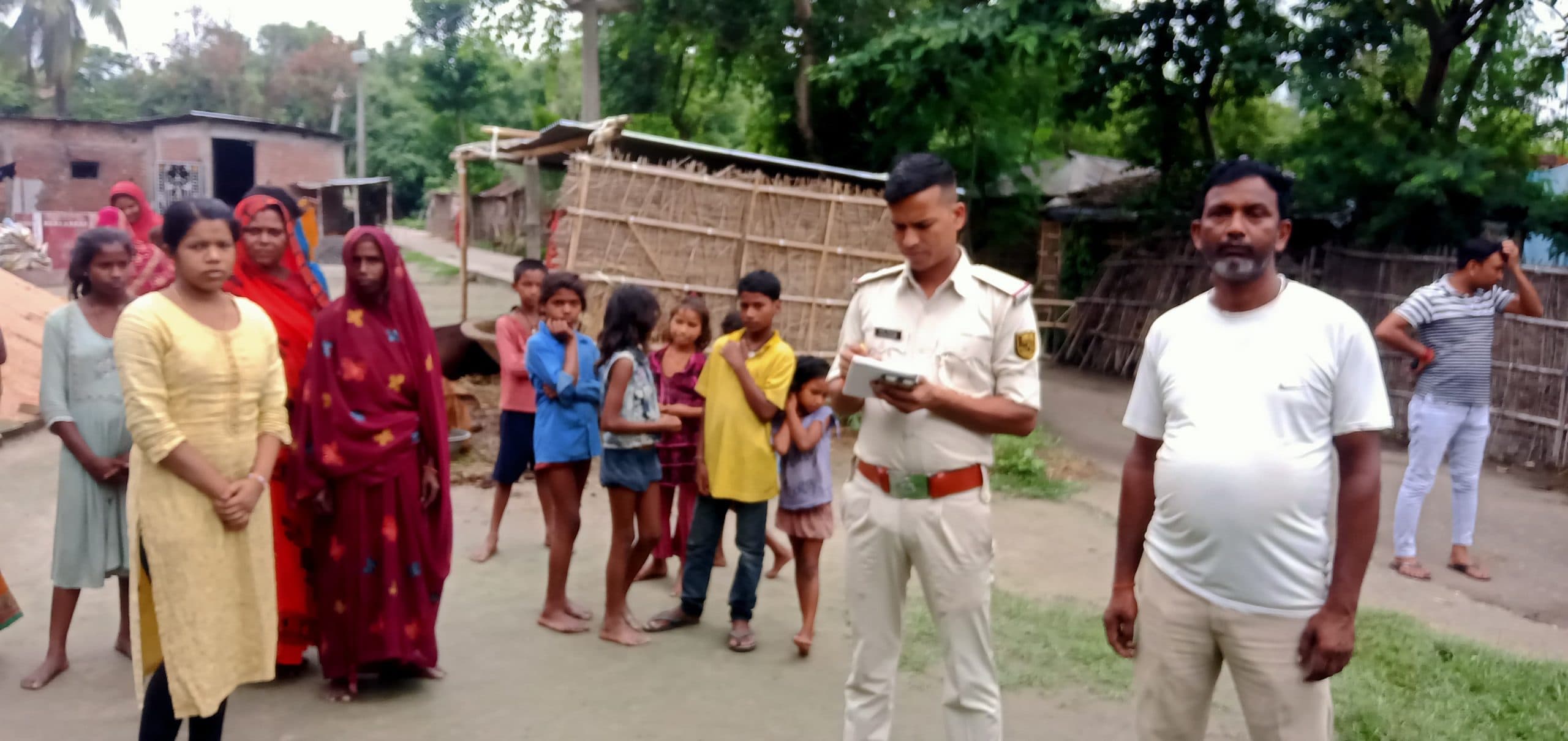 भूमि विवाद में मुखिया पर जानलेवा हमला, घायल