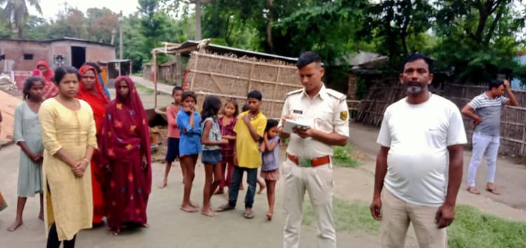 भूमि विवाद में मुखिया पर जानलेवा हमला, घायल