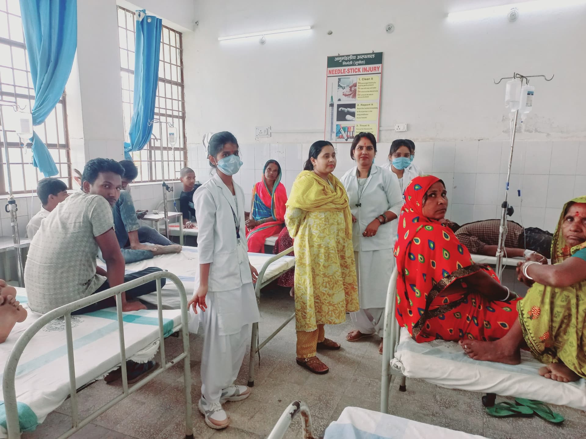 स्वास्थ्य प्रबंधक ने अस्पताल का किया निरीक्षण
